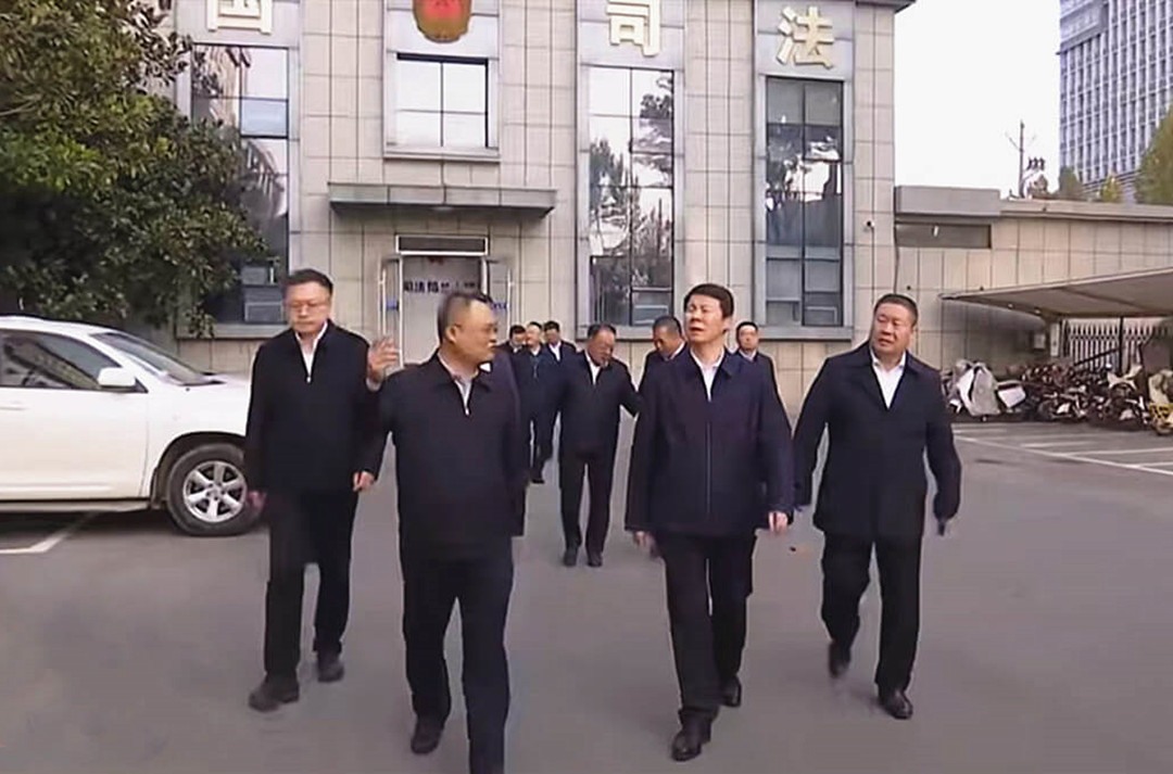 张宝亮到兰山区宣讲党的二十届四中全会精神并开展“四下基层”调研